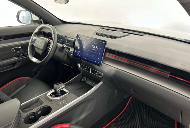 JETOUR DASHING I с пробегом 2024 года, цена 1 875 000 рублей, 17697 км, внедорожник, Автокод Объявления