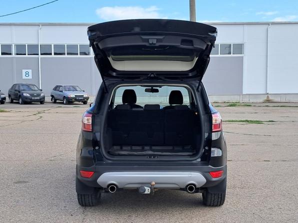 Ford Kuga II Рестайлинг с пробегом 2018 года, цена 1 870 000 рублей, 93637 км, внедорожник, Автокод Объявления
