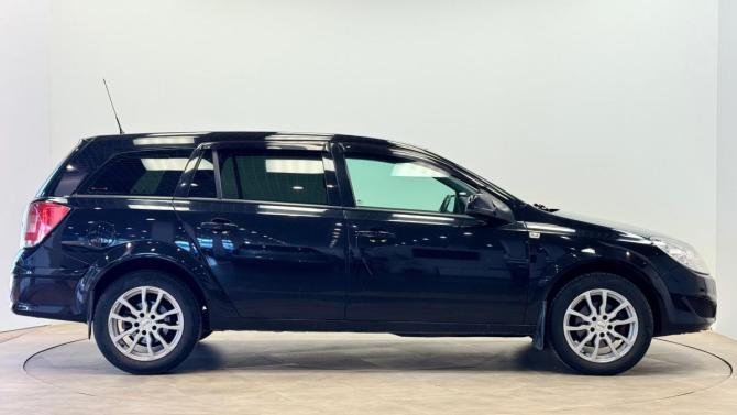 Opel Astra H Рестайлинг с пробегом 2011 года, цена 630 000 рублей, 174640 км, универсал, Автокод Объявления
