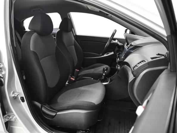 Hyundai Solaris I с пробегом 2013 года, цена 748 000 рублей, 179321 км, седан, Автокод Объявления