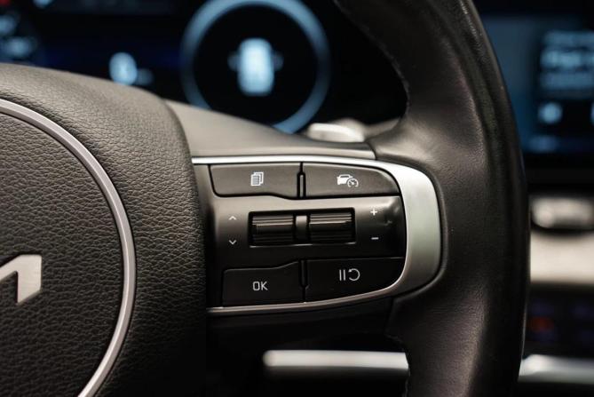 Kia Sportage V с пробегом 2023 года, цена 3 290 000 рублей, 28100 км, внедорожник, Автокод Объявления