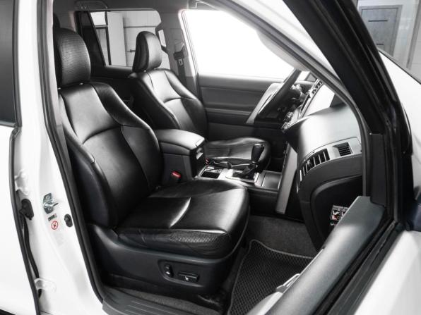 Toyota Land Cruiser Prado 150 Series с пробегом 2010 года, цена 3 149 000 рублей, 157999 км, внедорожник, Автокод Объявления