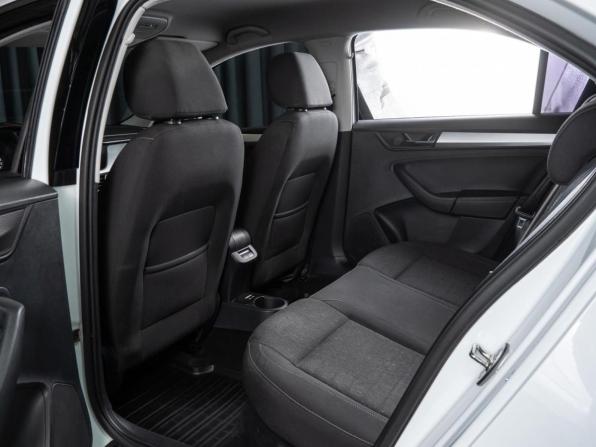 Skoda Rapid II с пробегом 2020 года, цена 1 779 000 рублей, 118836 км, лифтбек, Автокод Объявления