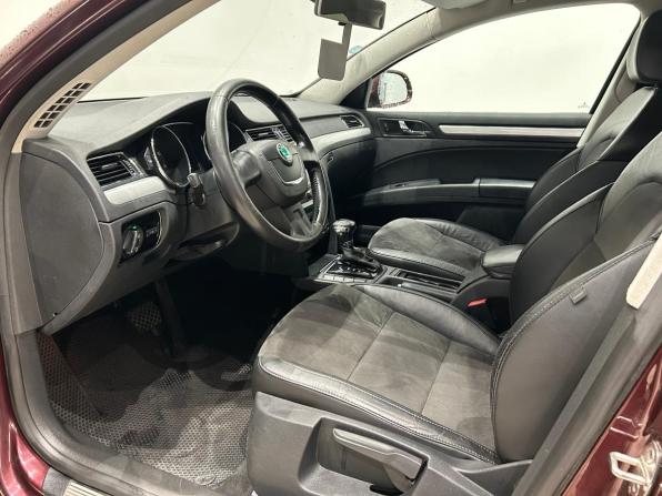 Skoda Superb II с пробегом 2012 года, цена 829 000 рублей, 189443 км, лифтбек, Автокод Объявления