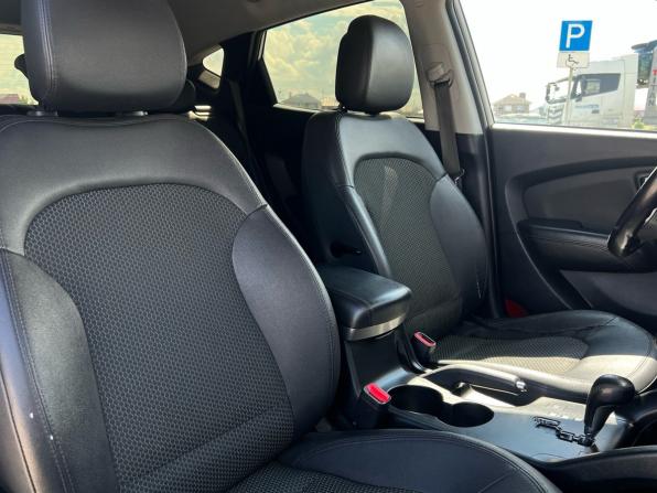 Hyundai ix35 I с пробегом 2011 года, цена 1 079 000 рублей, 228000 км, внедорожник, Автокод Объявления