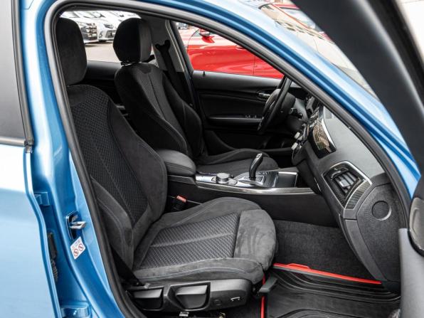 BMW 1 серии II (F20/F21) Рестайлинг 2 с пробегом 2017 года, цена 1 935 000 рублей, 65256 км, хэтчбек, Автокод Объявления
