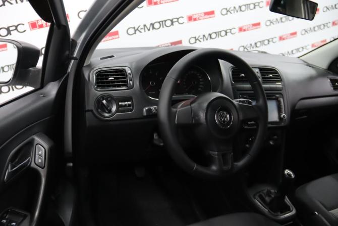 Volkswagen Polo V с пробегом 2011 года, цена 555 550 рублей, 220739 км, седан, Автокод Объявления