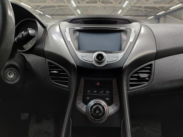 Hyundai Elantra V (MD) с пробегом 2012 года, цена 890 000 рублей, 195232 км, седан, Автокод Объявления