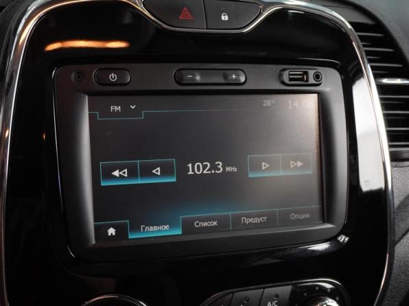 Renault Kaptur I с пробегом 2017 года, цена 1 349 000 рублей, 94897 км, внедорожник, Автокод Объявления
