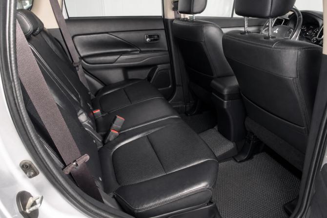 Mitsubishi Outlander III с пробегом 2013 года, цена 1 379 000 рублей, 237000 км, внедорожник, Автокод Объявления