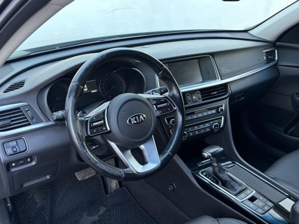 Kia Optima IV Рестайлинг с пробегом 2018 года, цена 2 129 000 рублей, 69867 км, седан, Автокод Объявления