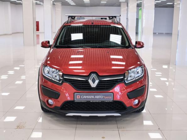 Renault Sandero II с пробегом 2015 года, цена 974 000 рублей, 68292 км, хэтчбек, Автокод Объявления