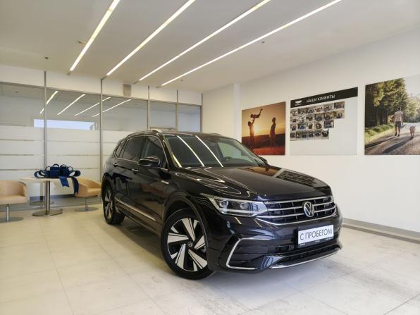 Volkswagen Tiguan II Рестайлинг (China Market) с пробегом 2023 года, цена 4 100 000 рублей, 47800 км, внедорожник, Автокод Объявления