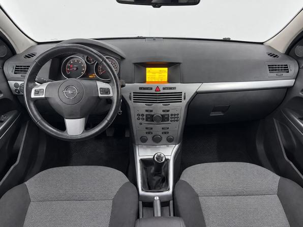 Opel Astra H Рестайлинг с пробегом 2011 года, цена 789 000 рублей, 186014 км, седан, Автокод Объявления