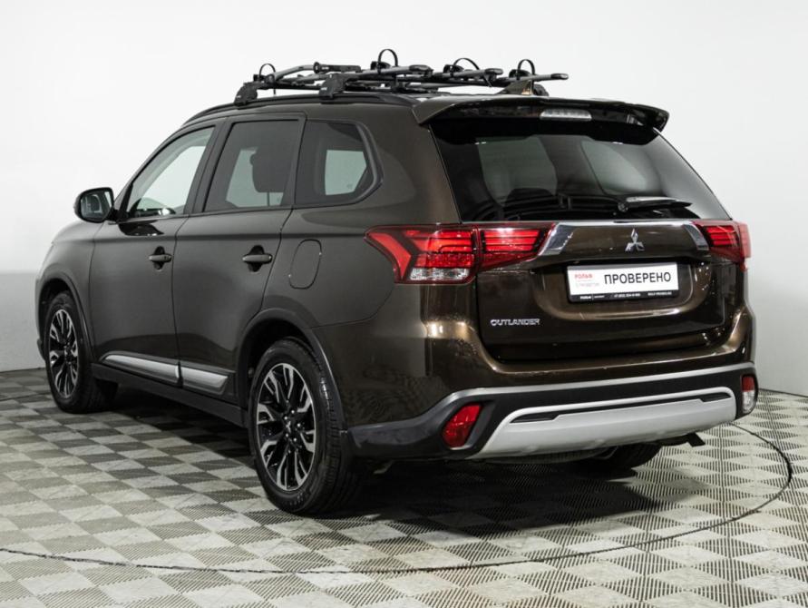 Mitsubishi Outlander III Рестайлинг 3 Санкт-Петербург  - изображение 8