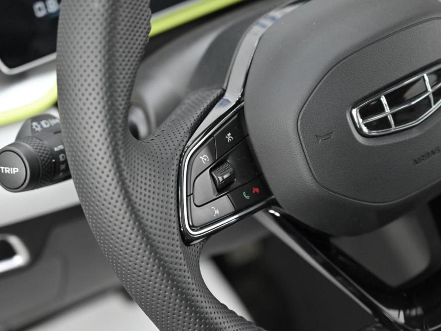Geely Coolray I Рестайлинг Москва  - изображение 17