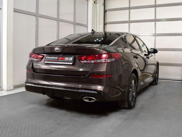 Kia Optima IV Рестайлинг с пробегом 2018 года, цена 1 649 999 рублей, 172524 км, седан, Автокод Объявления