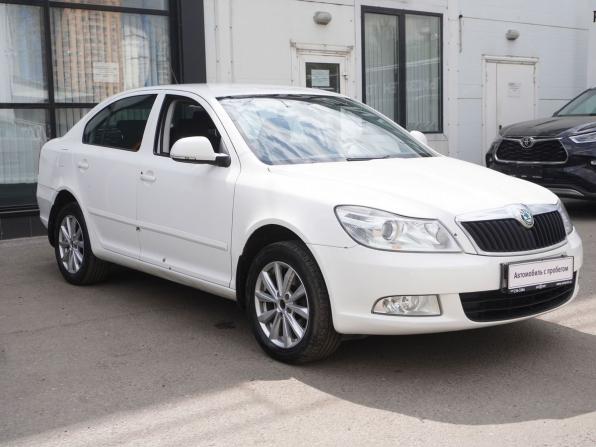 Skoda Octavia II (A5) Рестайлинг с пробегом 2012 года, цена 758 000 рублей, 317636 км, лифтбек, Автокод Объявления