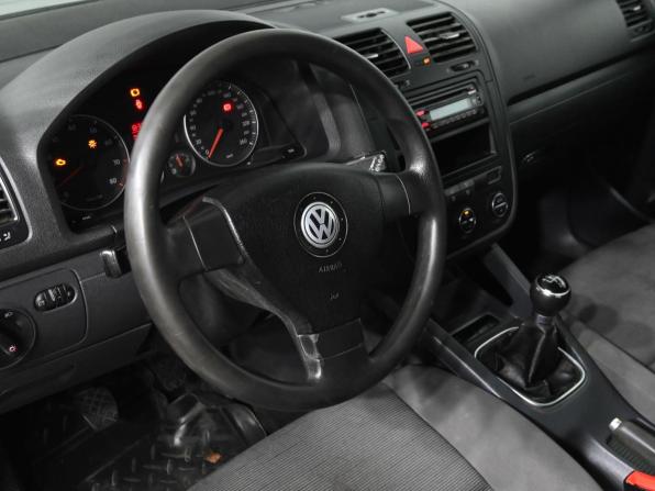 Volkswagen Golf V с пробегом 2008 года, цена 390 000 рублей, 394870 км, хэтчбек, Автокод Объявления