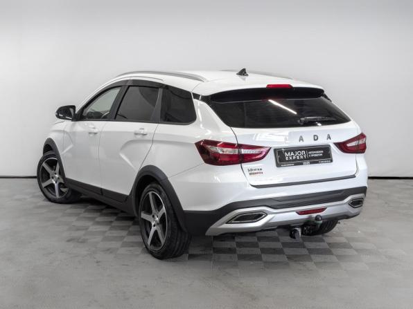 Lada (ВАЗ) Vesta I Рестайлинг (NG) с пробегом 2024 года, цена 1 690 000 рублей, 37794 км, универсал, Автокод Объявления