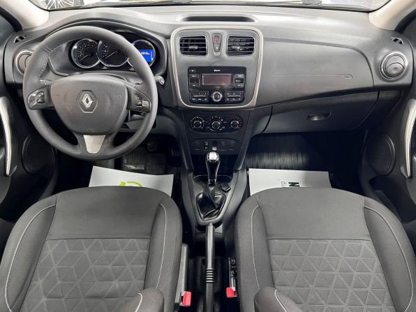 Renault Sandero II с пробегом 2018 года, цена 1 195 000 рублей, 112046 км, хэтчбек, Автокод Объявления