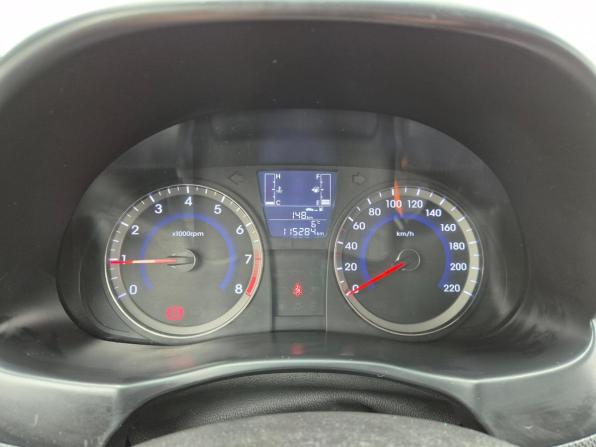Hyundai Solaris I Рестайлинг с пробегом 2015 года, цена 845 000 рублей, 115284 км, седан, Автокод Объявления