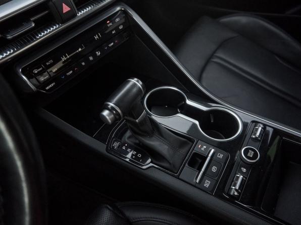 Kia K5 III с пробегом 2021 года, цена 2 438 000 рублей, 78575 км, седан, Автокод Объявления