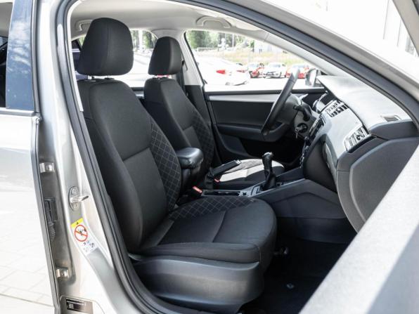 Skoda Octavia III (A7) Рестайлинг с пробегом 2018 года, цена 1 547 000 рублей, 114258 км, лифтбек, Автокод Объявления