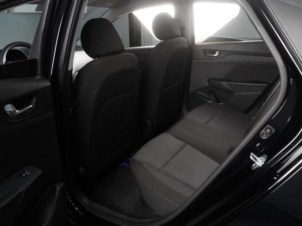Hyundai Solaris II Рестайлинг с пробегом 2022 года, цена 1 899 000 рублей, 26635 км, седан, Автокод Объявления