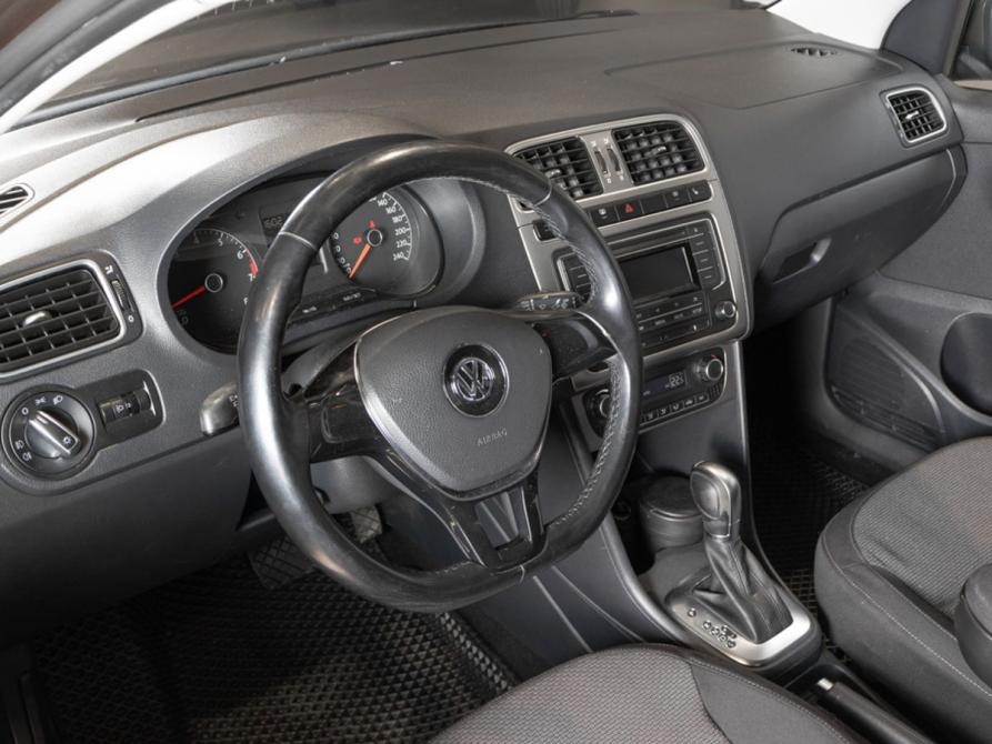 Volkswagen Polo V Рестайлинг Казань  - изображение 5