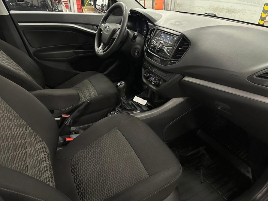 Lada (ВАЗ) Vesta I Санкт-Петербург  - изображение 8