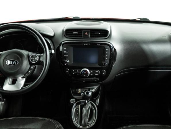 Kia Soul II Рестайлинг с пробегом 2018 года, цена 1 649 700 рублей, 96947 км, хэтчбек, Автокод Объявления