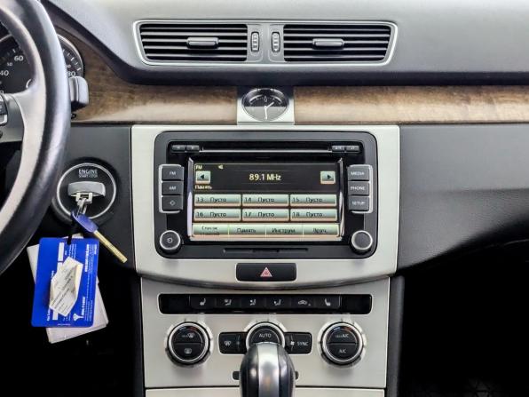 Volkswagen Passat B7 с пробегом 2014 года, цена 1 550 000 рублей, 82388 км, седан, Автокод Объявления