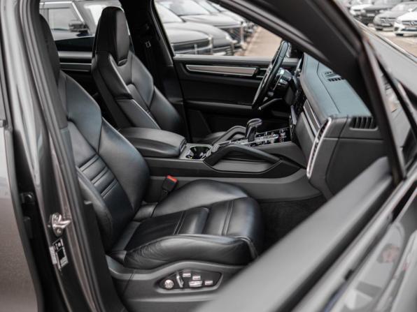 Porsche Cayenne III с пробегом 2019 года, цена 5 199 000 рублей, 189019 км, внедорожник, Автокод Объявления