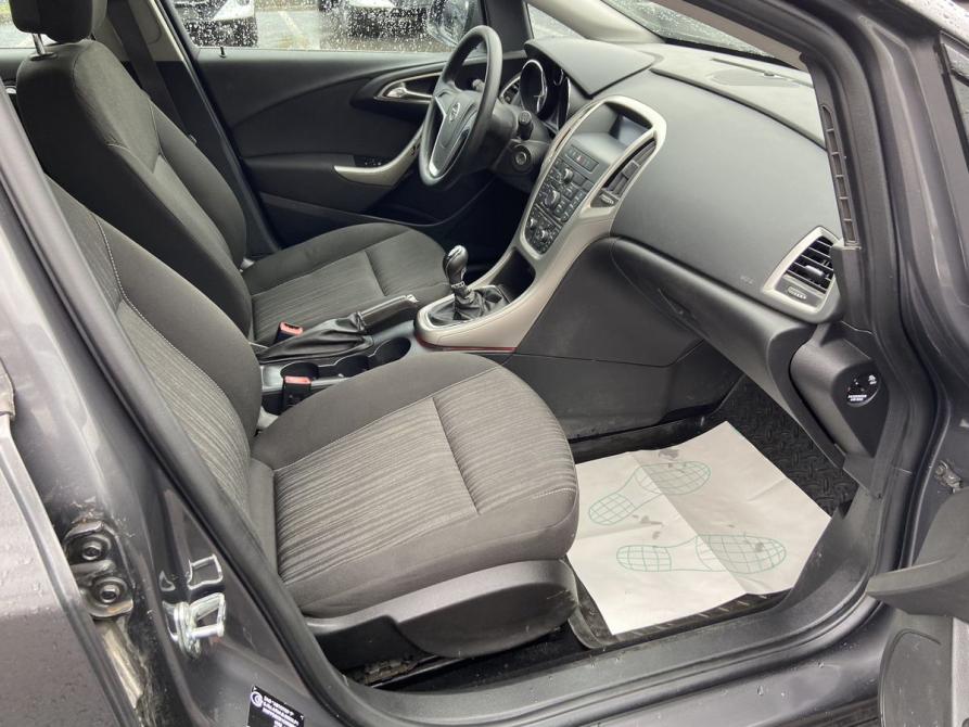 Opel Astra J Москва  - изображение 9