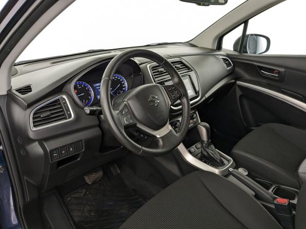 Suzuki SX4 II (S-Cross) Рестайлинг с пробегом 2019 года, цена 2 250 000 рублей, 39593 км, хэтчбек, Автокод Объявления
