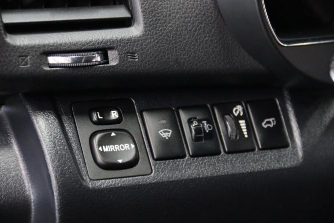 Toyota Highlander II (XU40) Рестайлинг с пробегом 2012 года, цена 2 195 950 рублей, 210578 км, внедорожник, Автокод Объявления