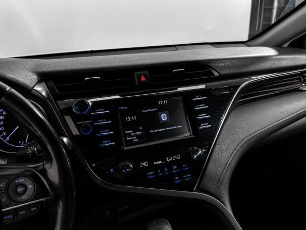 Toyota Camry VIII (XV70) с пробегом 2019 года, цена 2 390 000 рублей, 178941 км, седан, Автокод Объявления