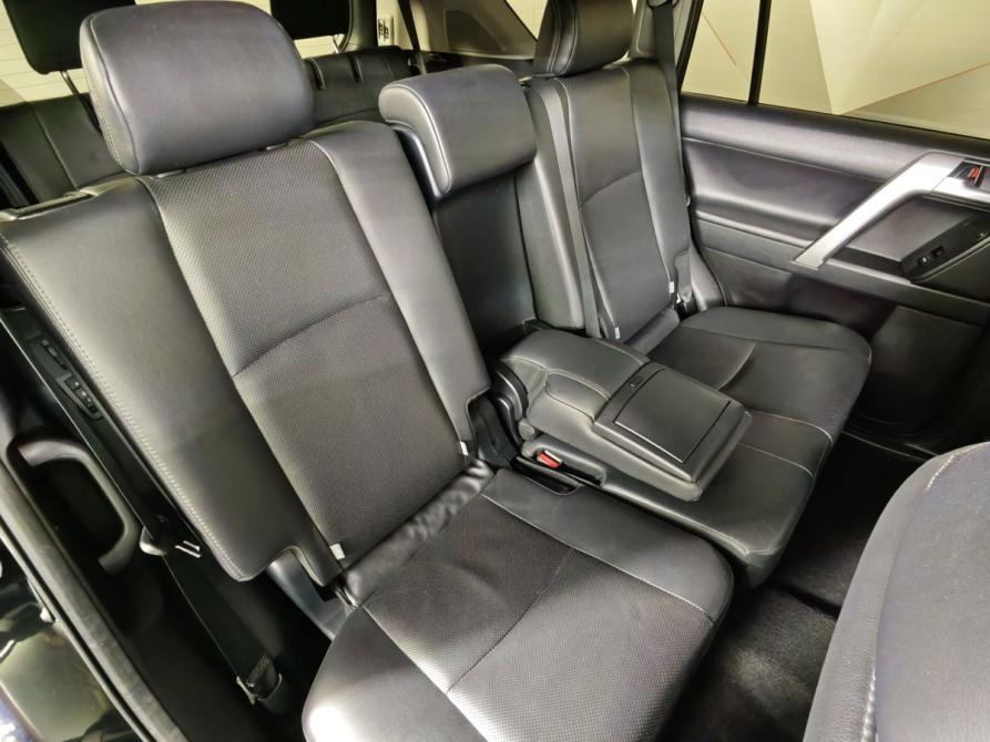 Toyota Land Cruiser Prado 150 Series Рестайлинг 2 Москва  - изображение 17