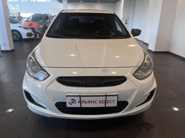 Hyundai Solaris I с пробегом 2013 года, цена 600 000 рублей, 217971 км, седан, Автокод Объявления