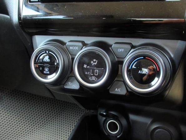 Suzuki Swift V с пробегом 2021 года, цена 1 320 000 рублей, 25532 км, хэтчбек, Автокод Объявления