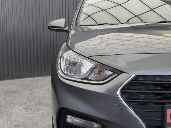 Hyundai Solaris II с пробегом 2017 года, цена 1 097 000 рублей, 159237 км, седан, Автокод Объявления