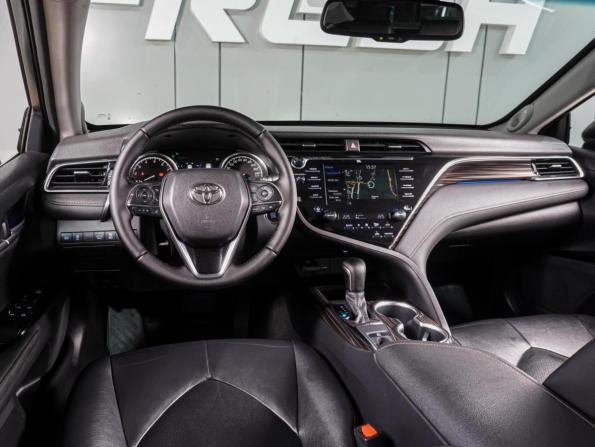 Toyota Camry VIII (XV70) с пробегом 2019 года, цена 2 549 000 рублей, 258663 км, седан, Автокод Объявления
