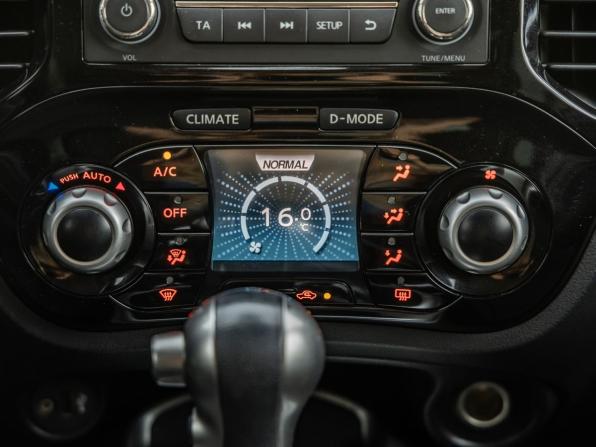 Nissan Juke I с пробегом 2013 года, цена 998 000 рублей, 107090 км, внедорожник, Автокод Объявления