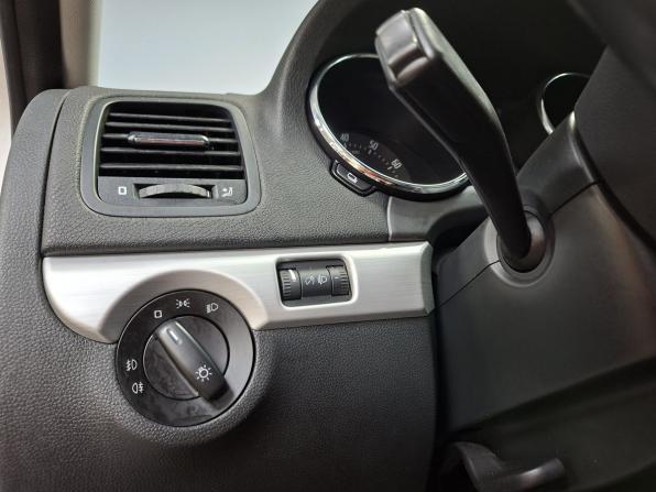 Skoda Yeti I Рестайлинг с пробегом 2014 года, цена 1 000 000 рублей, 233654 км, внедорожник, Автокод Объявления