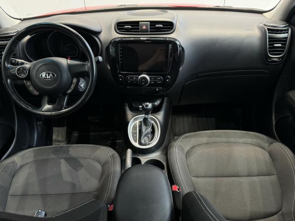 Kia Soul II Рестайлинг с пробегом 2017 года, цена 1 460 000 рублей, 52391 км, хэтчбек, Автокод Объявления