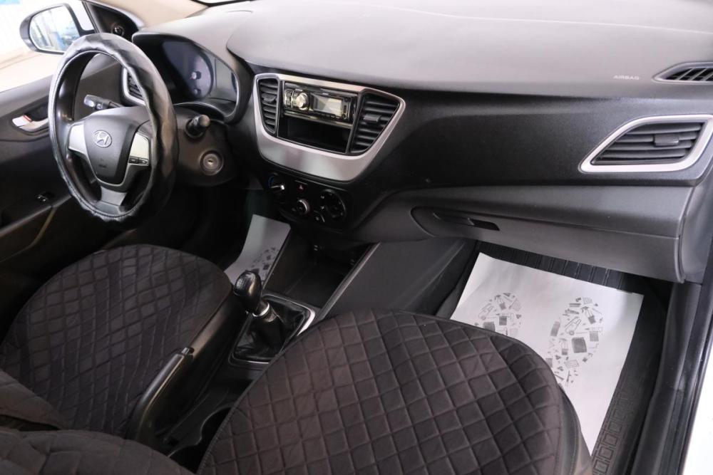 Hyundai Solaris II Омск  - изображение 18