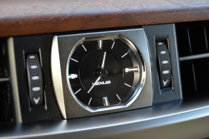 Lexus LX III Рестайлинг 2 с пробегом 2018 года, цена 7 500 000 рублей, 166195 км, внедорожник, Автокод Объявления