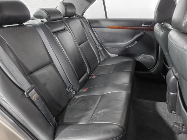 Toyota Avensis II с пробегом 2004 года, цена 599 000 рублей, 260599 км, седан, Автокод Объявления