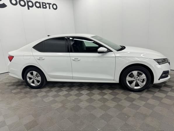 Skoda Octavia IV (A8) с пробегом 2020 года, цена 2 184 000 рублей, 93551 км, лифтбек, Автокод Объявления